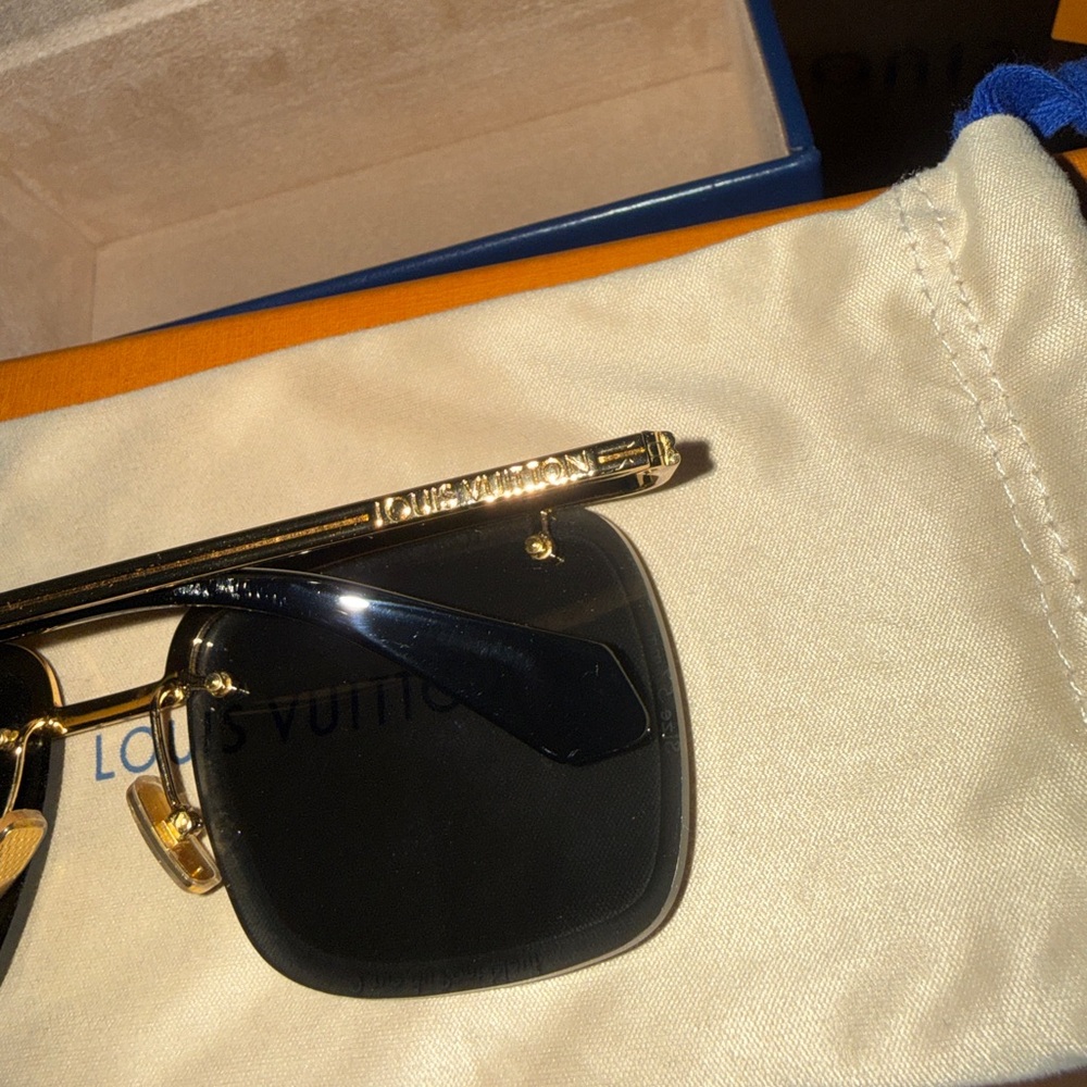 Louis Vuitton Black and Gold Super Vision Light Square Sunglasses - Picture 5 of 10